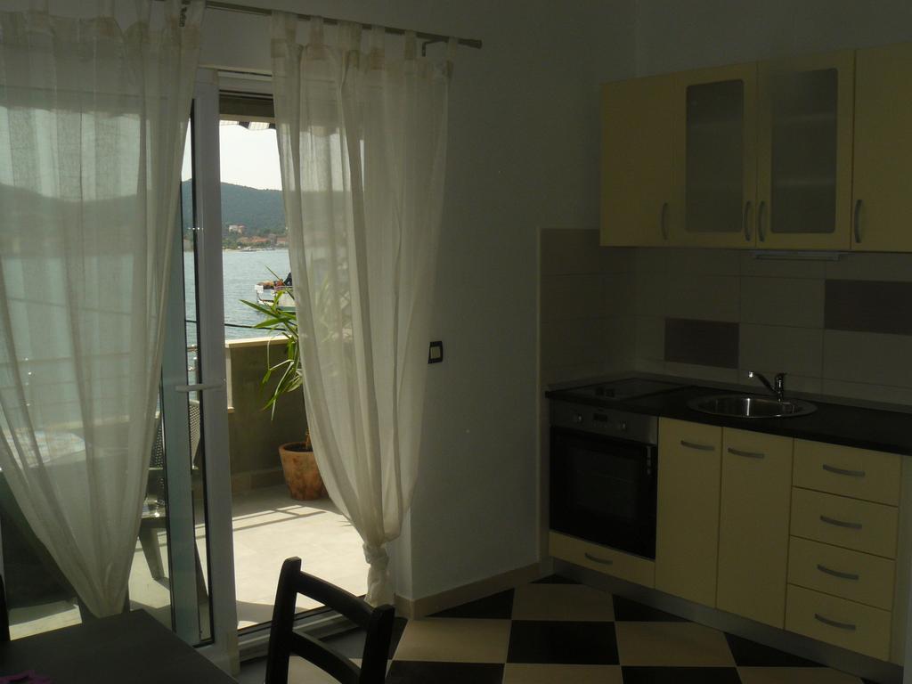 Apartments Selina Vinišće المظهر الخارجي الصورة