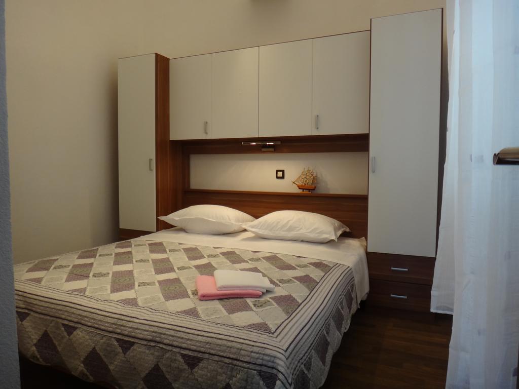 Apartments Selina Vinišće الغرفة الصورة