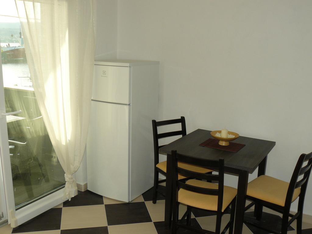 Apartments Selina Vinišće المظهر الخارجي الصورة